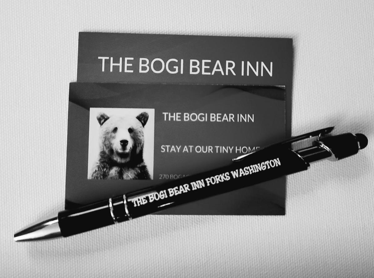 The Bogi Bear Inn フォークス エクステリア 写真